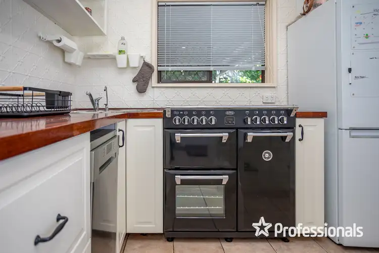 Sixth view of Homely house listing, 79 Amanda Drive, Camillo WA 6111