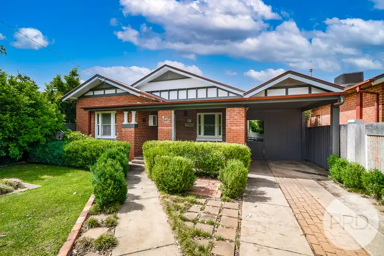 15 Lindsay Street, Turvey Park NSW 2650