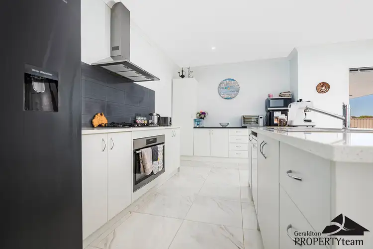 Sixth view of Homely house listing, 32 Premier Circle, Dongara WA 6525