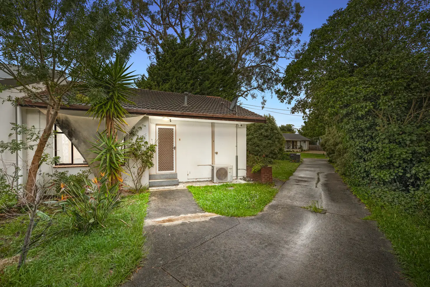 Main view of Homely unit listing, 1/5 Veronica Street, Ferntree Gully VIC 3156