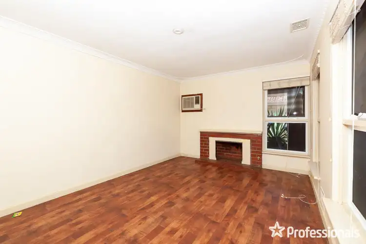 Sixth view of Homely house listing, 42 Lantana Way, Camillo WA 6111