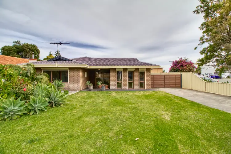 104 Harrison Street, Rockingham WA 6168