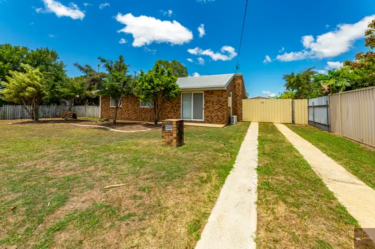 4 Dawn Parade, Thabeban QLD 4670