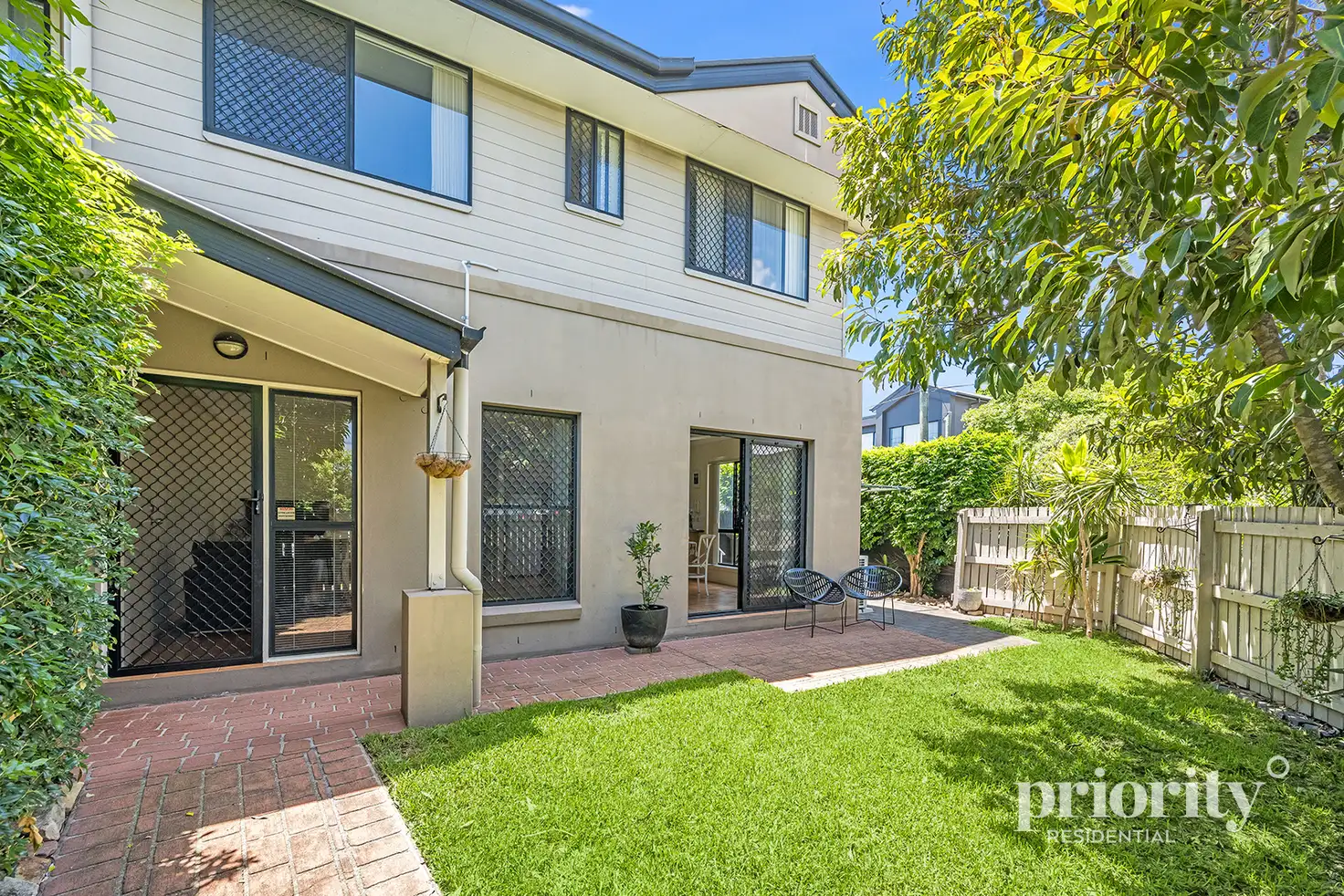 Main view of Homely townhouse listing, 2/18 Eastleigh Street, Chermside QLD 4032