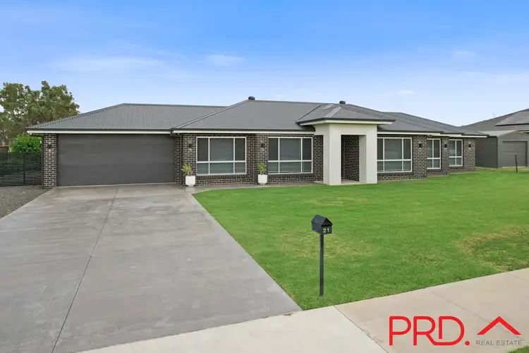 21 Bluebell Way