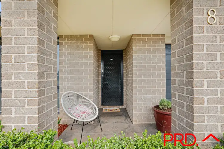 Second view of Homely house listing, 8 Lindsay Road, Tamworth NSW 2340