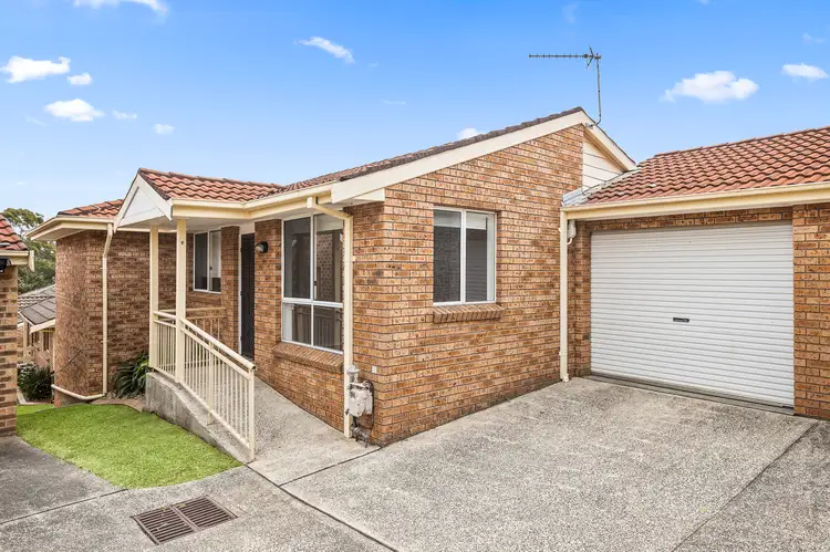 5-11 Glider Avenue