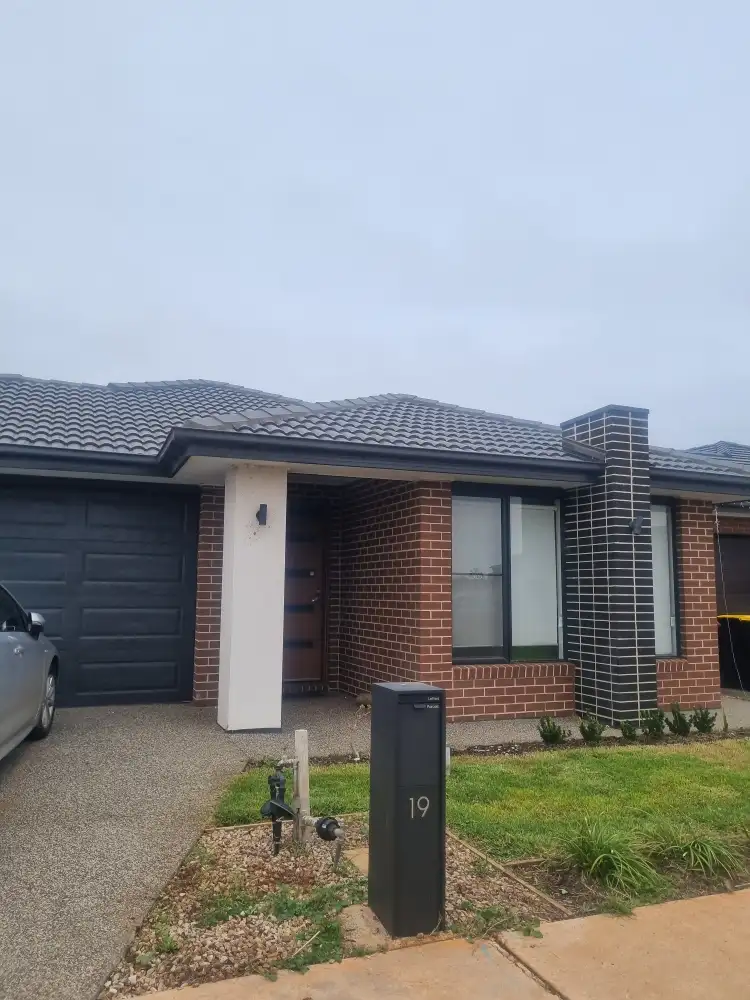 Main view of Homely house listing, 19 Makybe Street, Bonnie Brook VIC 3335