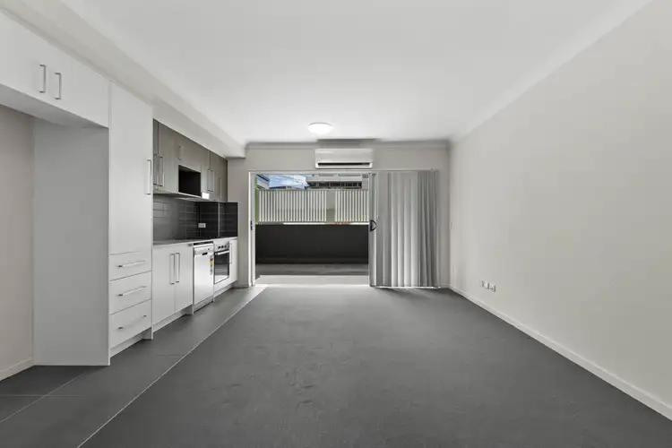 Third view of Homely apartment listing, 004/8 Kyabra Street, Newstead QLD 4006