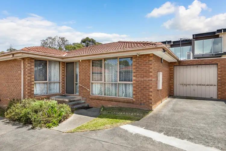 2/4 Woodvale Road, Boronia VIC 3155