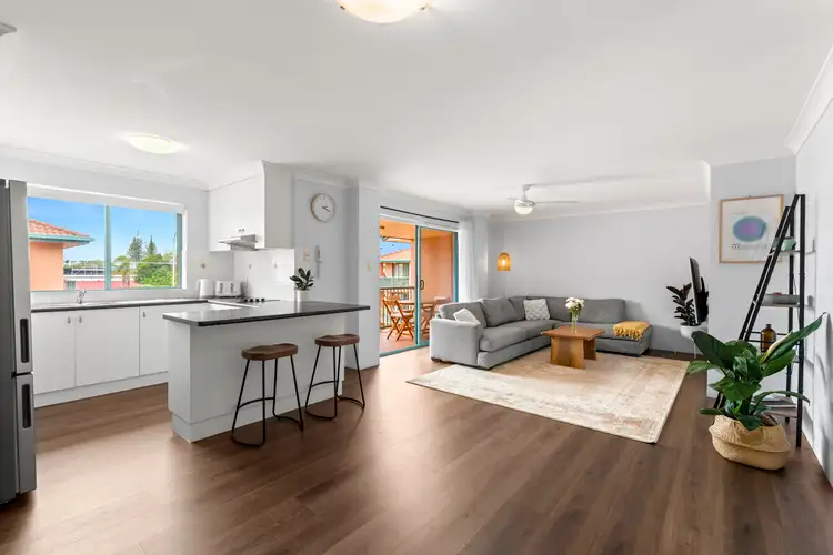 27/2340 Gold Coast Highway, Mermaid Beach QLD 4218