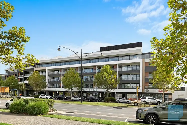 318/173 Caroline Springs Boulevard, Caroline Springs VIC 3023