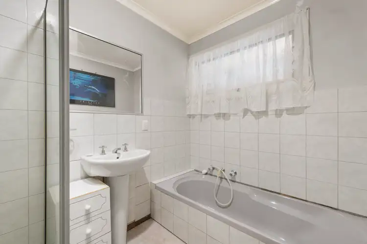 Fifth view of Homely house listing, 10 Landscape Drive, Boronia VIC 3155