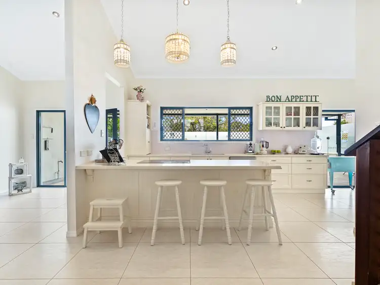 Fifth view of Homely house listing, 26 Seaview Parade, Elanora QLD 4221