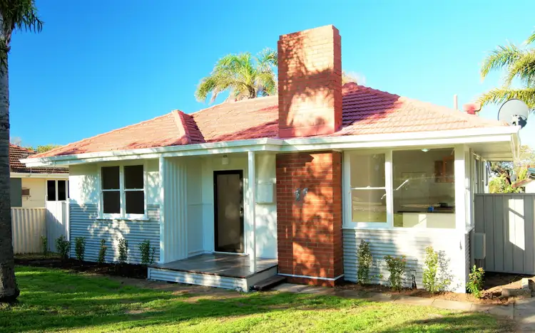 11 Cassia Street, Rangeway WA 6530