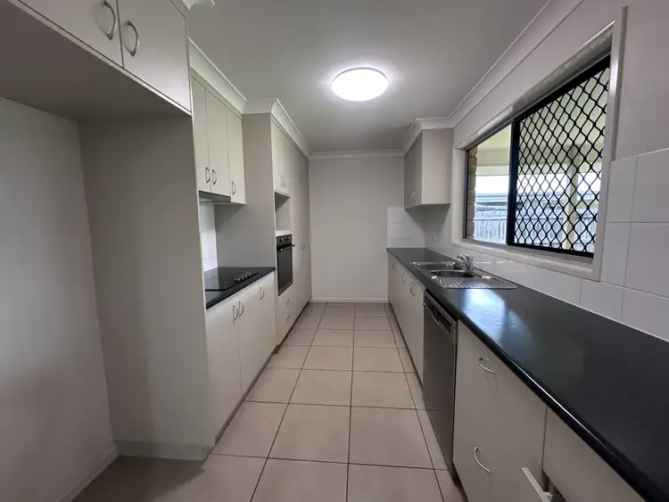 Seventh view of Homely house listing, 19 Burge Court, Glenella QLD 4740