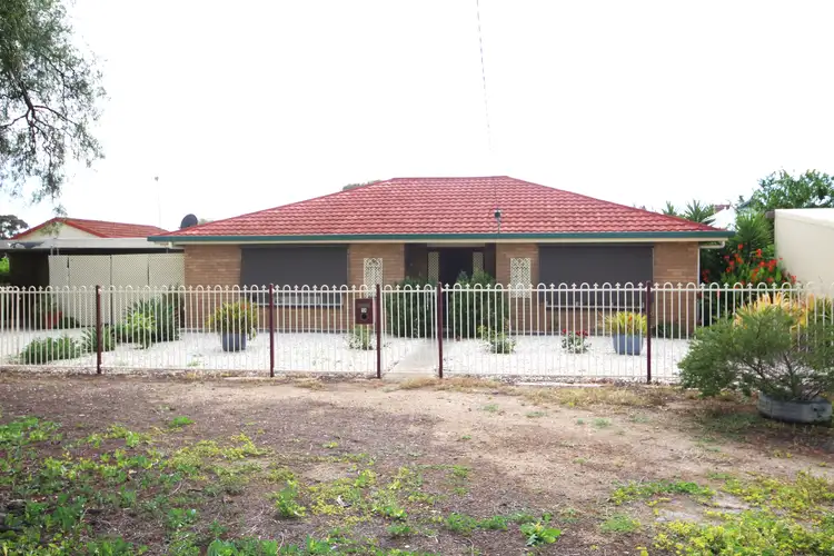 14 Caroline Street, Horsham VIC 3400