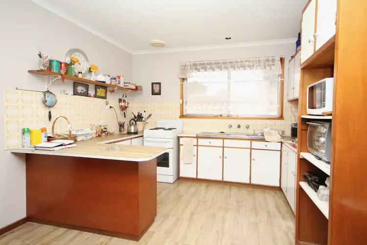 Fifth view of Homely house listing, 14 Caroline Street, Horsham VIC 3400