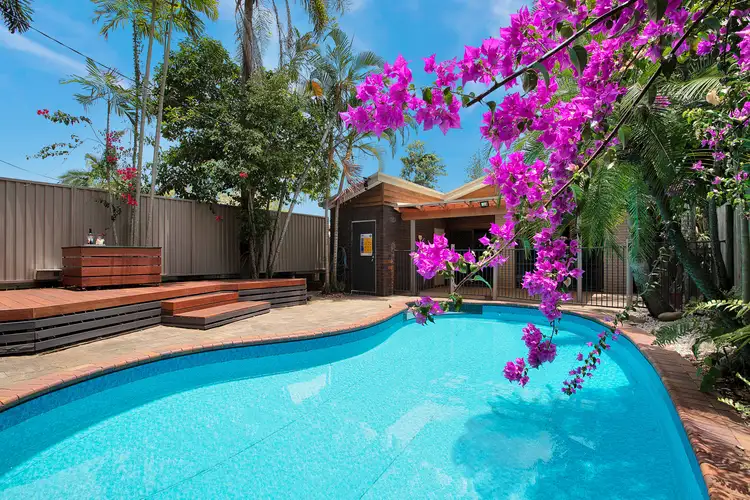 92 Waverley Street, Bucasia QLD 4750