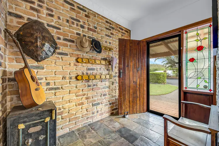 Sixth view of Homely house listing, 7 Innisfail Road, Highland Park QLD 4211