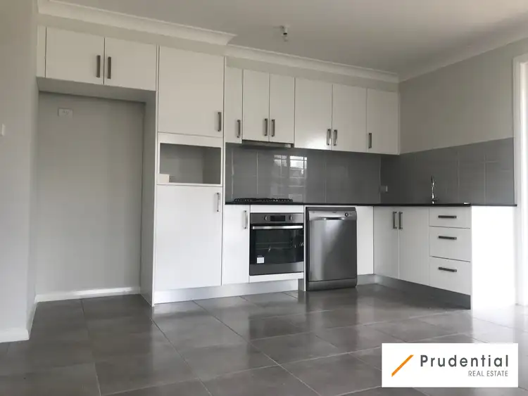 22 Orlando Street, Rosemeadow NSW 2560