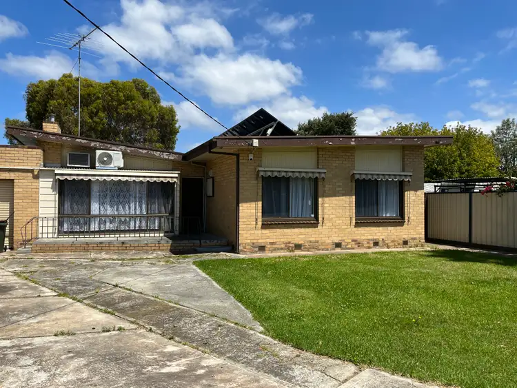 4 Carol Court, Newcomb VIC 3219