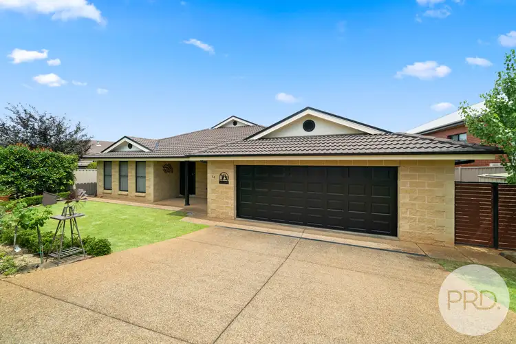 Second view of Homely house listing, 34 Kaloona Drive, Bourkelands NSW 2650