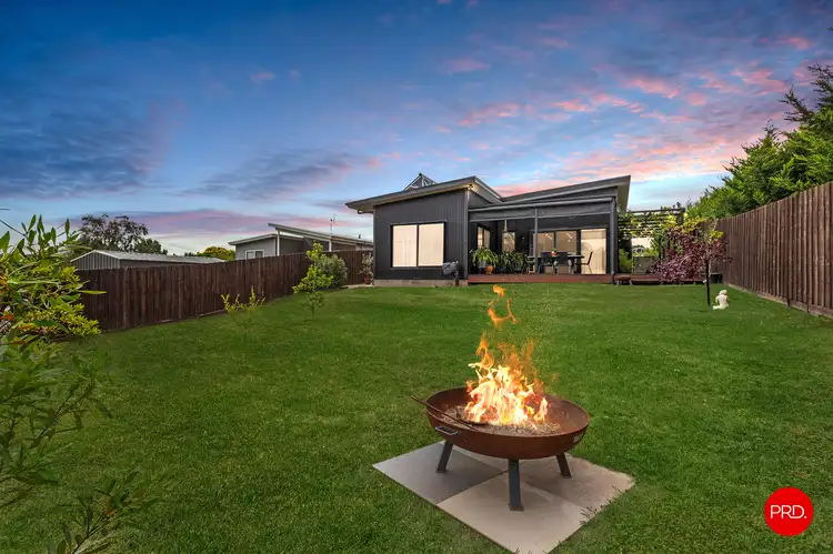 Second view of Homely house listing, 5 Roalies Place, Campbells Creek VIC 3451