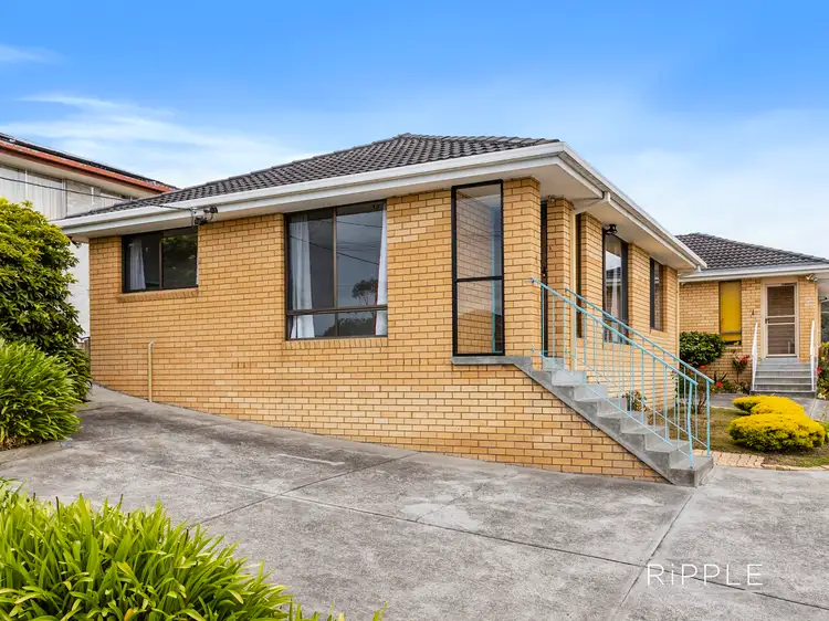 1/18 Huntley Street, Montrose TAS 7010
