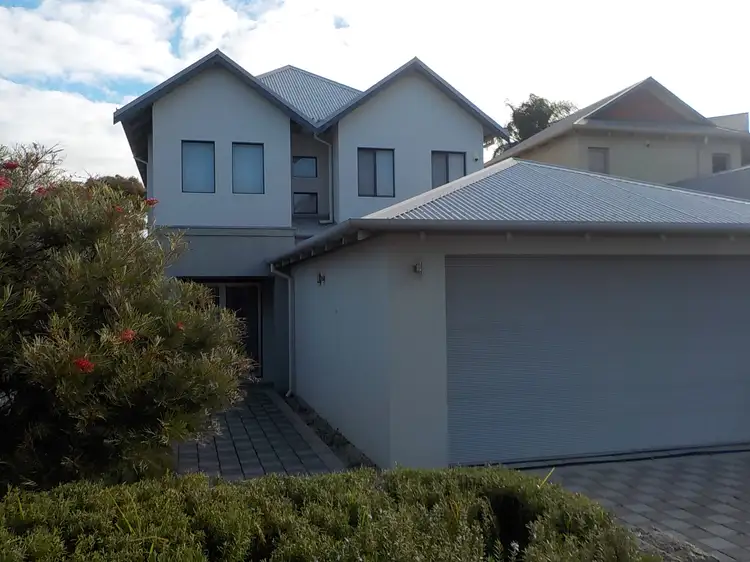9a Francis Road, Applecross WA 6153