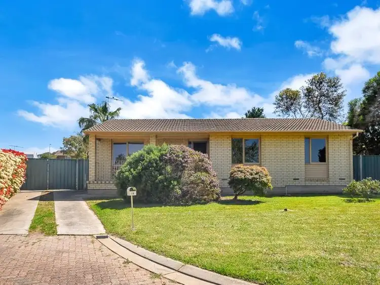 18 Treharne Court
