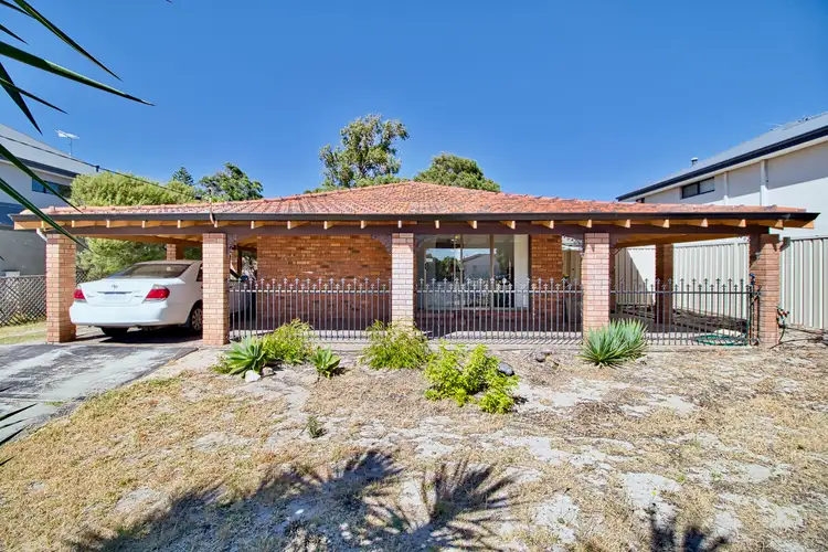571 Safety Bay Road, Waikiki WA 6169