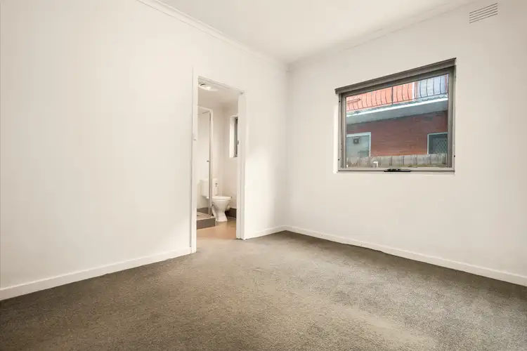 Main view of Homely apartment listing, Unit 5/17 Rosstown Road, Carnegie VIC 3163