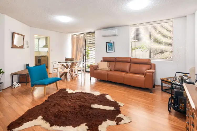 Main view of Homely unit listing, 1/10 Butler Street, Ascot QLD 4007