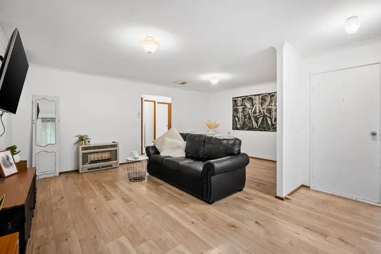Second view of Homely unit listing, 2/30a Forest Road, Ferntree Gully VIC 3156