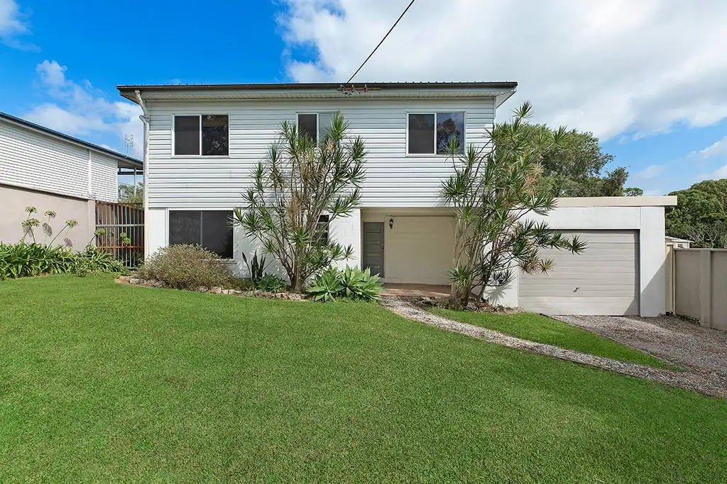 Main view of Homely house listing, 171 Bay Road, Bolton Point NSW 2283