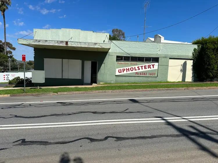 15 Elizabeth Street, Young NSW 2594