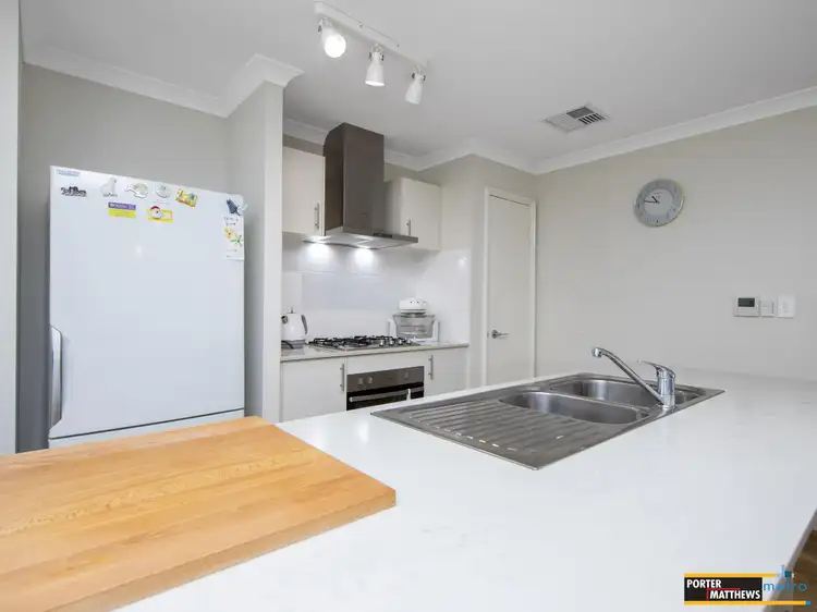 Fifth view of Homely house listing, 2/9 Cyril Road, High Wycombe WA 6057