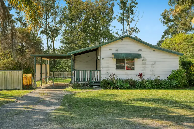 21 Pemell Street, Wyoming NSW 2250