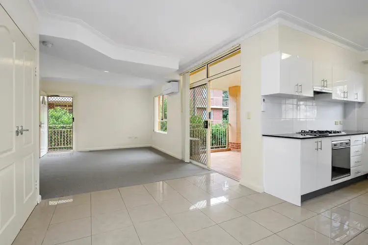 8/21 Linda Street, Hornsby NSW 2077