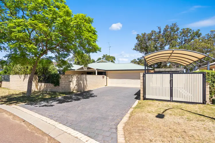 15 Dorneywood Crescent, Erskine WA 6210