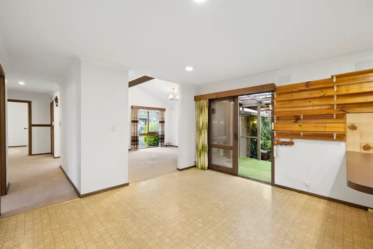 Fifth view of Homely house listing, 9 Solway Close, Ferntree Gully VIC 3156