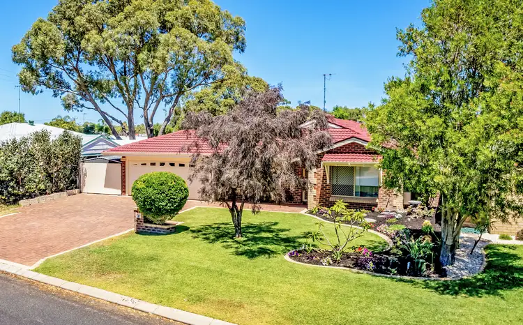 Third view of Homely house listing, 8 La Grange Place, Meadow Springs WA 6210