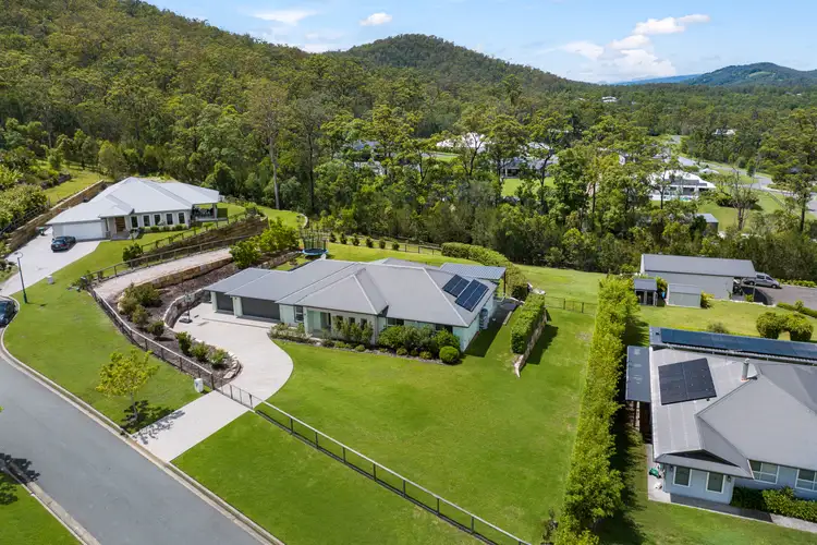 6 McQueen Place, Maudsland QLD 4210