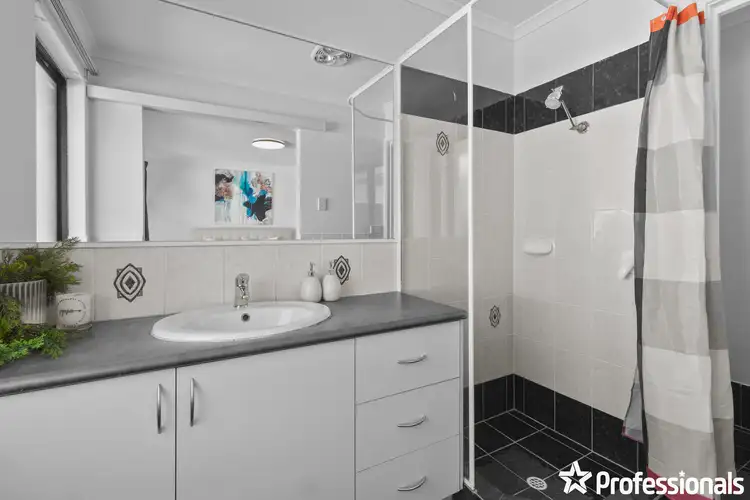 Fifth view of Homely house listing, 10 Darwinia Loop, Canning Vale WA 6155