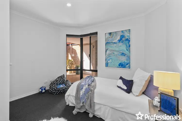 Sixth view of Homely house listing, 10 Darwinia Loop, Canning Vale WA 6155