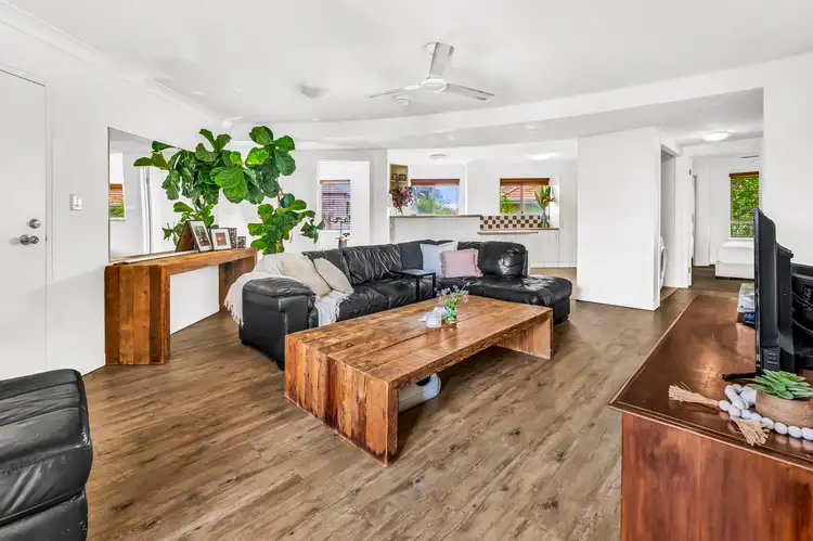 Fifth view of Homely apartment listing, 11/31-33 Mawarra Street, Chevron Island QLD 4217