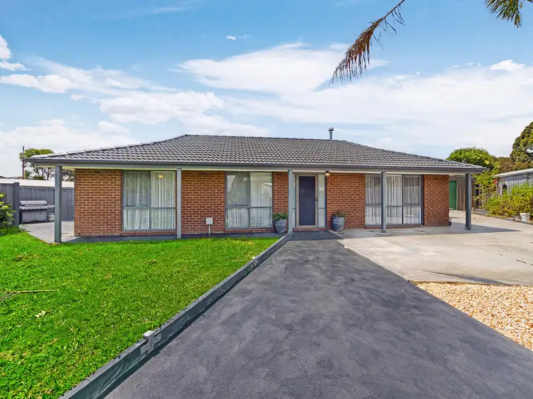 116 Endeavour Drive, Cranbourne VIC 3977