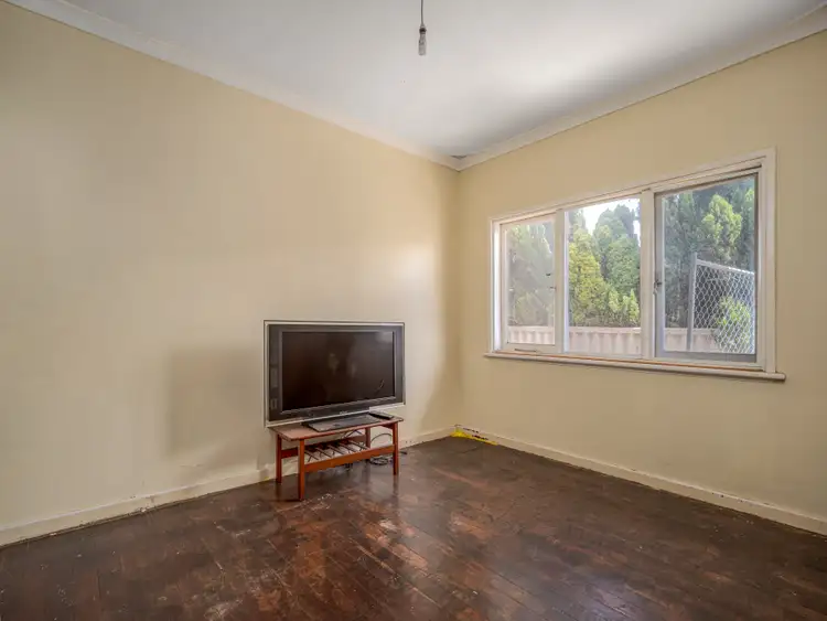 Sixth view of Homely house listing, 9 Victoria Parade, Midvale WA 6056