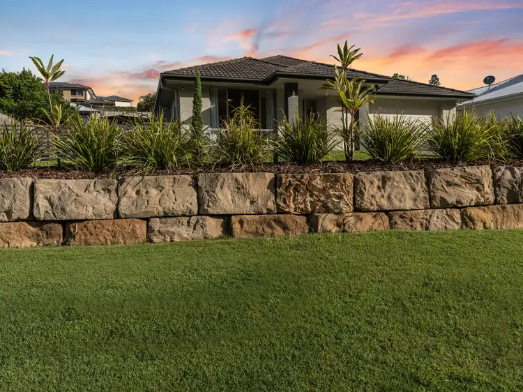 8 Charles Street, Everton Hills QLD 4053